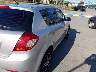 2012 Kia Ceed I Рестайлинг, серебристый, 710000 рублей, вид 4