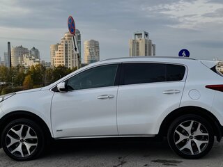 2017 Kia Sportage IV, белый, 1940000 рублей, вид 4