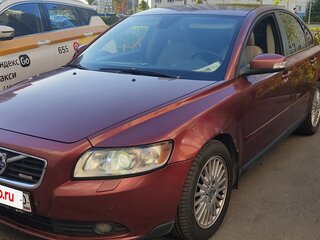 2008 Volvo S40 II Рестайлинг, красный, 700000 рублей, вид 3