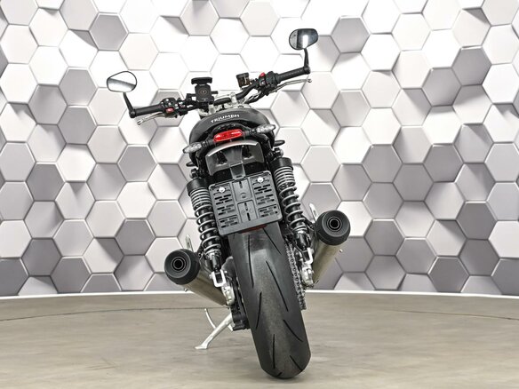 2024 Triumph Speed Twin, серый, 1475000 рублей - вид 5