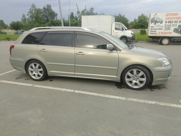 2004 Toyota Avensis II, серый, 780000 рублей - вид 4