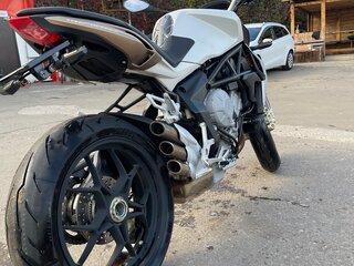 2013 MV Agusta Brutale 675, белый, 505000 рублей, вид 5