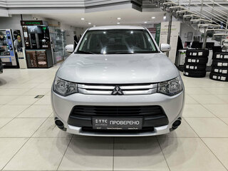 2014 Mitsubishi Outlander III Рестайлинг, серый, 1590000 рублей, вид 2