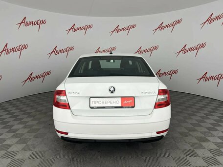 2020 Skoda Octavia III (A7) Рестайлинг, белый, 1815000 рублей, вид 4