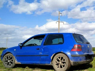 1999 Volkswagen Golf IV, синий, 90000 рублей, вид 1