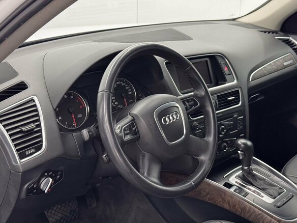 2010 Audi Q5 I (8R), белый, 1569000 рублей - вид 8
