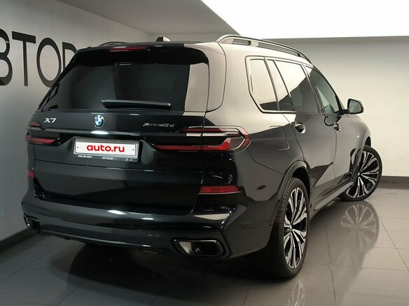 2025 BMW X7 40d I (G07) Рестайлинг, чёрный, 18300000 рублей - вид 3
