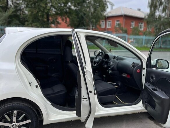 2011 Nissan Micra IV (K13), белый, 490000 рублей - вид 5