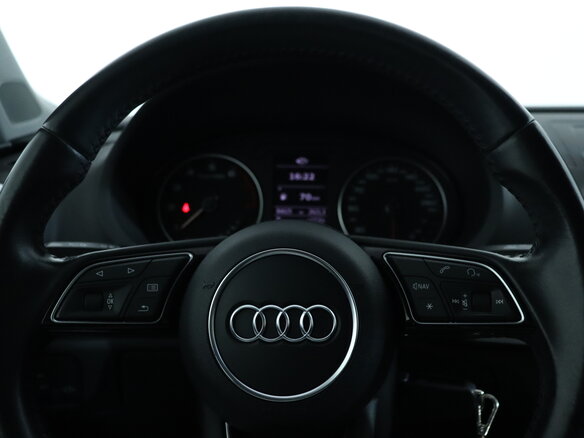 2017 Audi A3 III (8V) Рестайлинг, синий, 1747900 рублей - вид 17