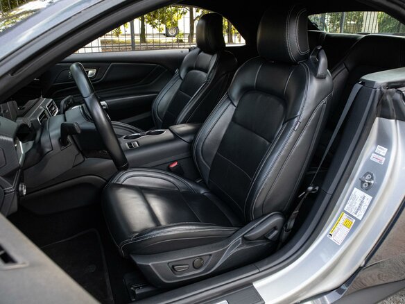2024 Ford Mustang VII, серый, 6250000 рублей - вид 23