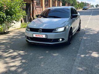 2012 Volkswagen Jetta VI, белый, 950000 рублей, вид 3