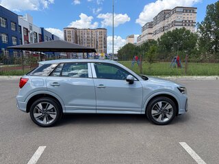 2025 Audi Q2 L 35 TFSI I Рестайлинг, серый, 3290000 рублей, вид 4