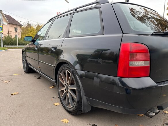 1999 Audi A4 I (B5) Рестайлинг, чёрный, 370000 рублей - вид 3