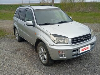 2001 Toyota RAV4 II (XA20), серебристый, 600000 рублей, вид 1