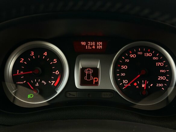 2007 Renault Clio III, красный, 649000 рублей - вид 5