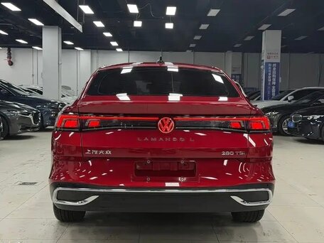2022 Volkswagen Lamando L II, пурпурный, 1827007 рублей, вид 4