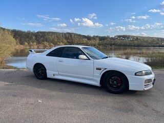 1995 Nissan Skyline IX (R33), белый, 1150000 рублей, вид 3