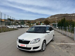 2012 Skoda Fabia II Рестайлинг, белый, 490000 рублей, вид 1