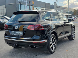 2017 Volkswagen Touareg II Рестайлинг, чёрный, 3700000 рублей, вид 5