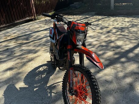 2024 Motoland CRF250, оранжевый, 105000 рублей, вид 2