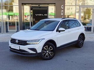 2021 Volkswagen Tiguan II Рестайлинг, белый, 2530000 рублей, вид 1