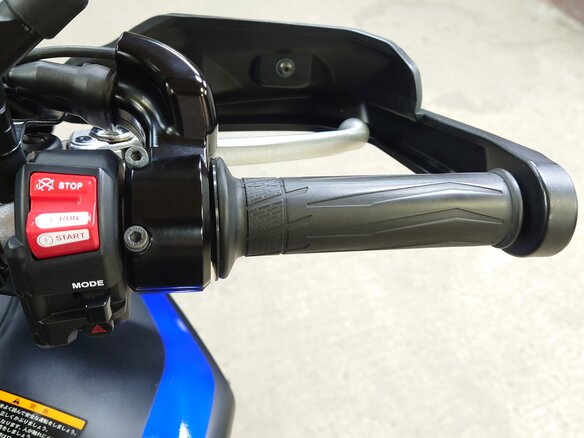 2018 Yamaha MT-09 Tracer (FJ-09), чёрный, 745000 рублей - вид 14