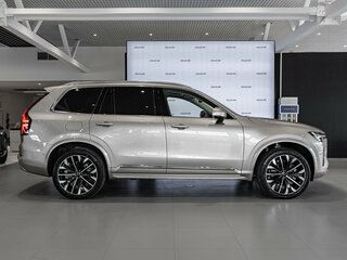 2026 Volvo XC90 B5 II Рестайлинг 2, золотистый, 13950000 рублей, вид 4