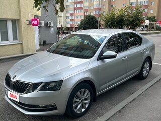 2017 Skoda Octavia III (A7) Рестайлинг, серебристый, 1750000 рублей, вид 1