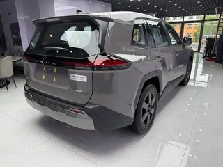 2026 Toyota RAV4 VI (XA60), серебристый, 4715495 рублей, вид 4