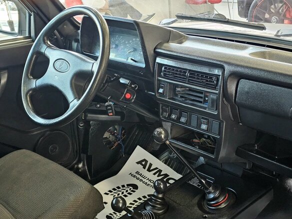 2012 Lada (ВАЗ) 2131 (4x4) 213105 I, серебристый, 455000 рублей - вид 13
