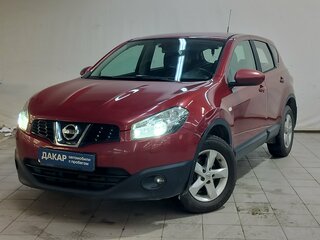 2012 Nissan Qashqai I Рестайлинг, красный, 850000 рублей, вид 1