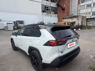 2021 Toyota RAV4 V (XA50), белый, 3000000 рублей, вид 5