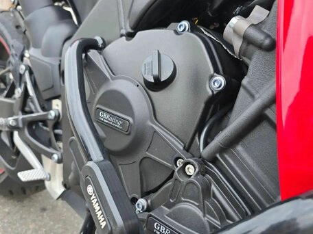 2013 Yamaha YZF-R1, красный, 1150000 рублей, вид 5