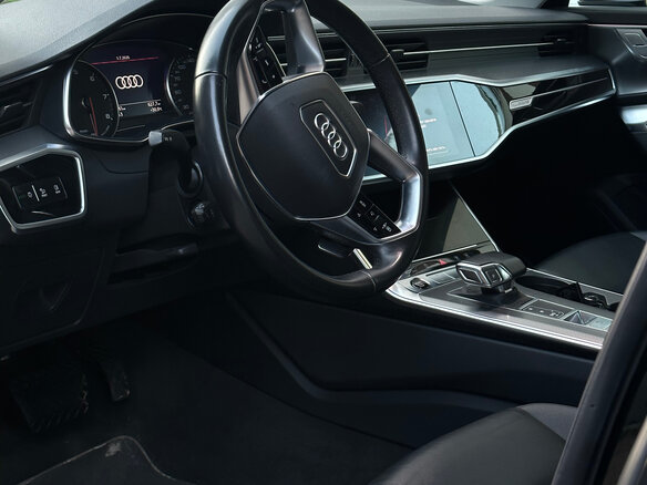 2021 Audi A6 45 TFSI V (C8), чёрный, 4450000 рублей - вид 16