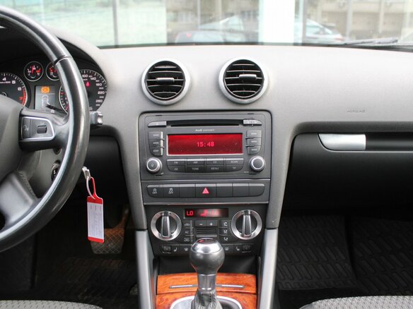 2011 Audi A3 II (8P) Рестайлинг 2, чёрный, 985000 рублей - вид 11