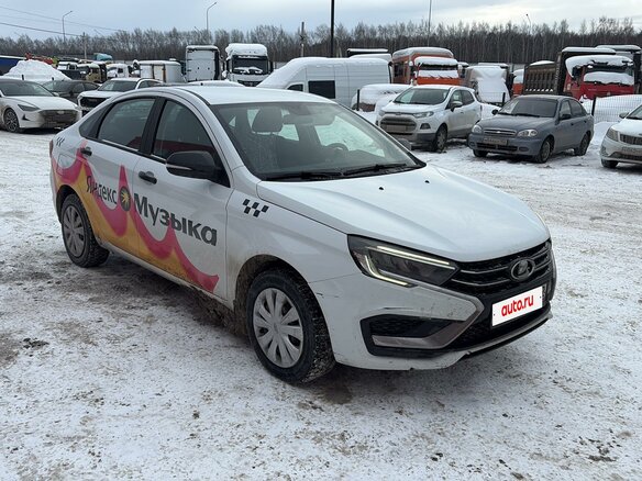 2024 Lada (ВАЗ) Vesta I Рестайлинг (NG), белый, 990000 рублей - вид 1