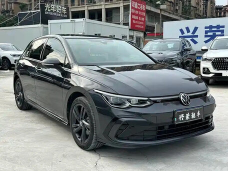 Volkswagen Golf VIII