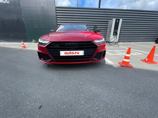 2020 Audi A7 45 TFSI II (4K), красный, 5250000 рублей, вид 3