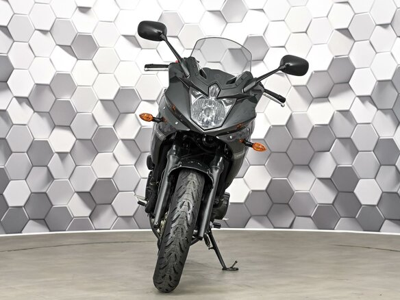 2012 Yamaha XJ6 (FZ6R), серый, 525000 рублей - вид 4