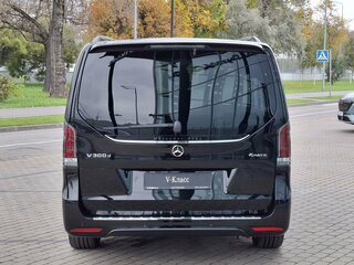 2026 Mercedes-Benz V-Класс Extra Long 300 d экстра длинный III (W447) Рестайлинг 2, чёрный, 17440000 рублей, вид 4