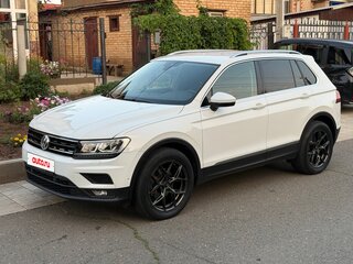 2020 Volkswagen Tiguan II, белый, 3000000 рублей, вид 2