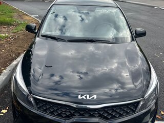 2021 Kia Rio IV Рестайлинг, чёрный, 1630000 рублей, вид 5