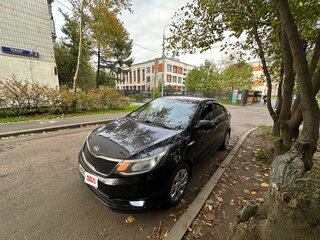 2015 Kia Rio III Рестайлинг, чёрный, 995000 рублей, вид 2