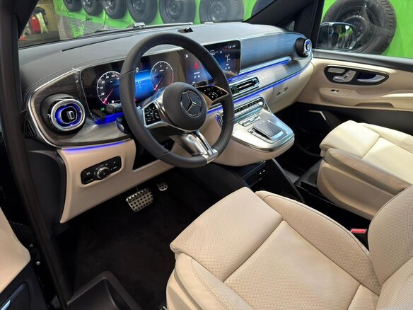 2026 Mercedes-Benz V-Класс Extra Long 300 d экстра длинный III (W447) Рестайлинг 2, чёрный, 14500000 рублей - вид 16