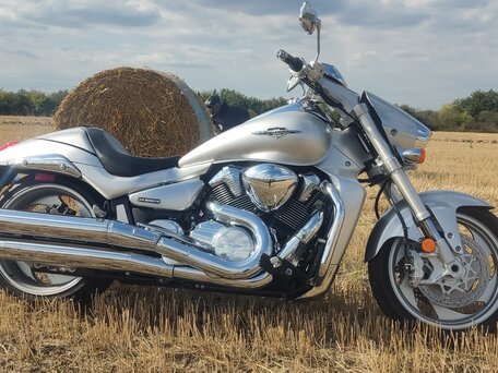 2006 Suzuki Boulevard M109R, серебристый, 900000 рублей, вид 1