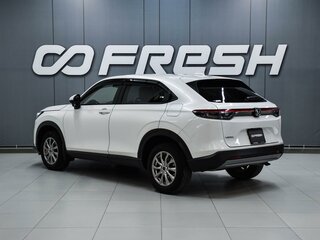 2021 Honda Vezel II, белый, 2559000 рублей, вид 2