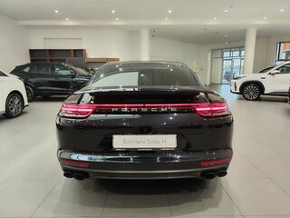 2018 Porsche Panamera 4S II, чёрный, 5770000 рублей, вид 5