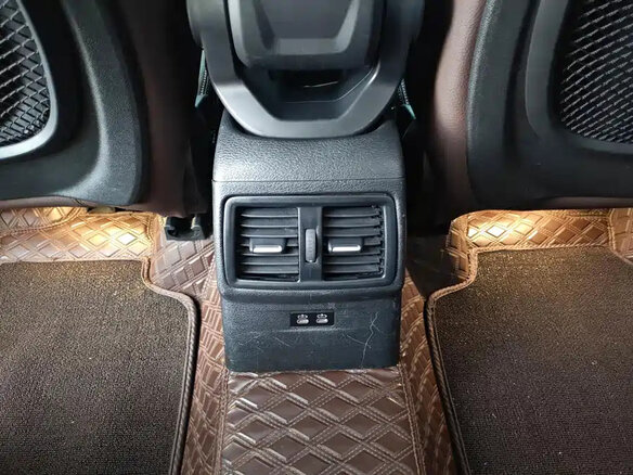 2022 BMW X1 Long 20Li sDrive II (F48) Рестайлинг, белый, 2100000 рублей - вид 18