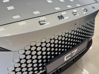 2026 Omoda C7, серебристый, 3099000 рублей, вид 4