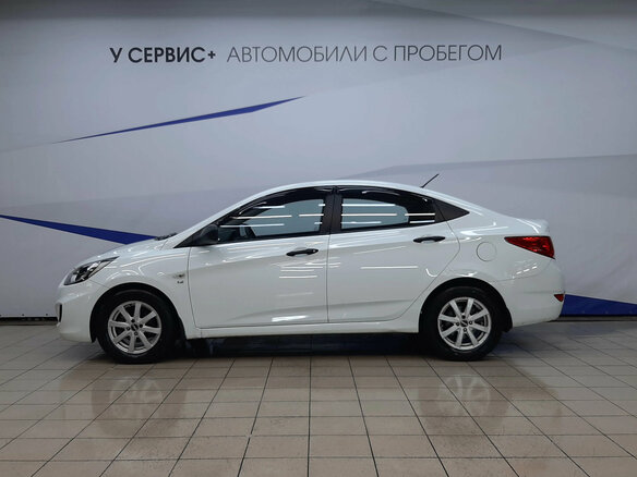 2012 Hyundai Solaris I, белый, 780000 рублей - вид 1